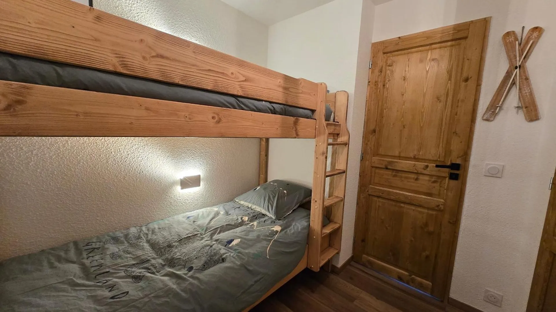 Апартаменты Appartement Proche Telecabine! Sejour Tout Inclu! Ле-Контамин-Монжуа